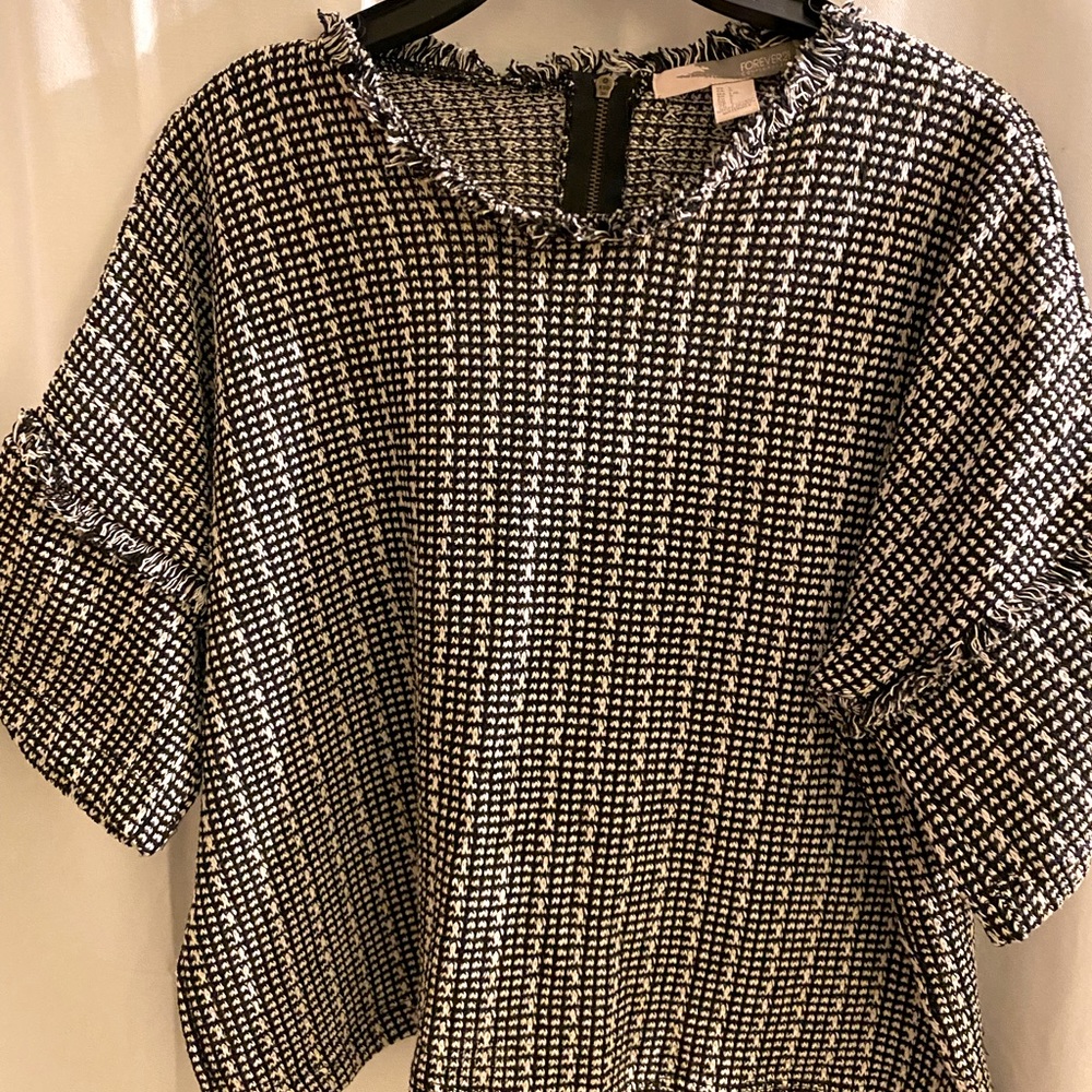 Tweed style crop shirt, black and white. Stylish.